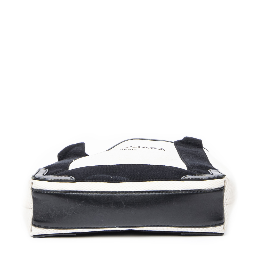 Balenciaga XS Navy Cabas - Picture 6 of 7